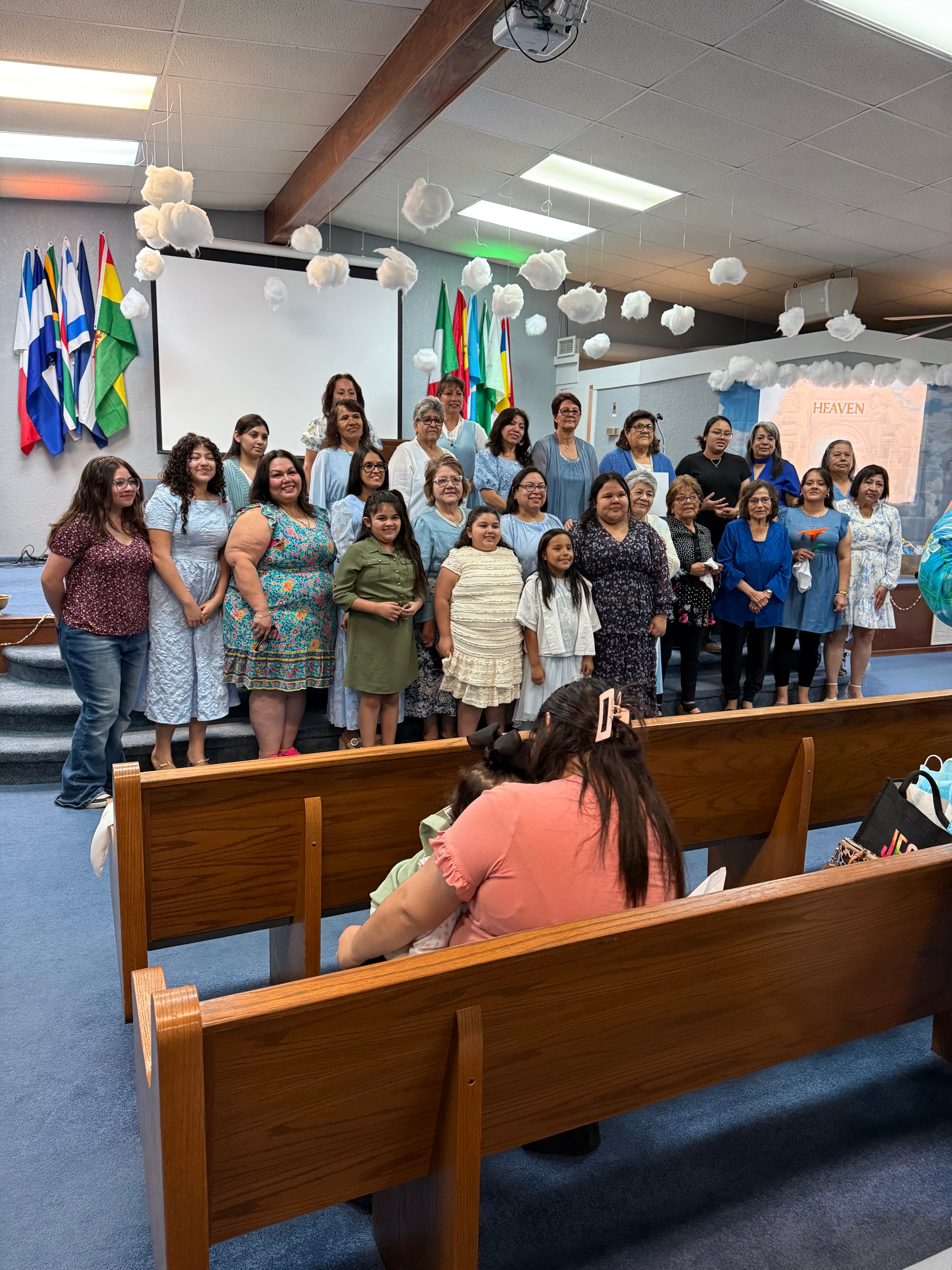 Women and girls gathered at the front of the Templo Siloe sanctuary.